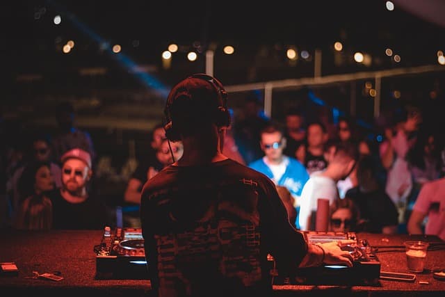 DJs category